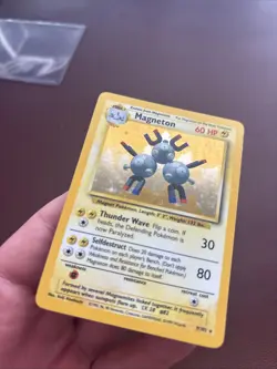Magneton 9/102 Holo Rare Base Set Pokemon Card WOTC - Very Good / Lightly Played - Image 4