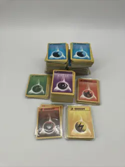 Pokemon Base Set Energy Card Unlimtied Lot of 525+ Cards 1999 Wotc NM to LP - Image 1