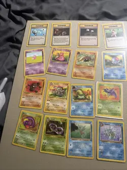 Vintage Fossil Pokemon Cards 22 Total Cards #6 - Image 1