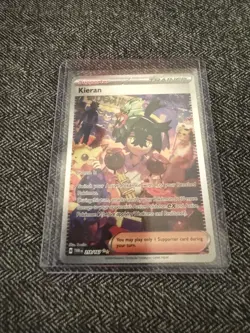 Pokemon TCG Kieran Scarlet & Violet Twilight Masquerade Holo Card 218/167 NM - Image 3