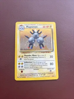 NM 1999 Pokemon TCG Magneton Base Set Holo Unlimited Rare Card 9/102 Near Mint - Image 1