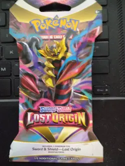 Pokemon TCG: Sword & Shield - Lost Origin Sleeved Booster Pack (Random Pack Art) 820650850561 - Image 1