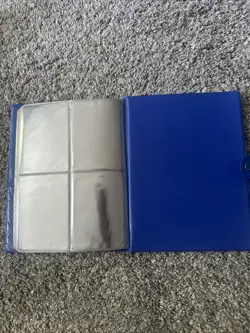 1999 Pokemon Charmander Blue 4 Pocket 30 PageTrading Card Binder GREAT CONDITION - Image 4