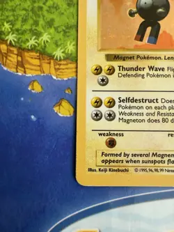 Pokemon Magneton Base Set (shadowless) 9/102 Holo Rare Heavily Played - Image 5