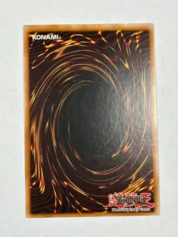 YUGIOH Blue-Eyes White Dragon OP28-EN001 Ultimate Rare NM #18 - Image 2