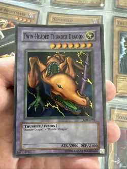 Huge Yu-Gi-Oh Collection lot Of Cards Holos, 1st Editions LOB Appx 500 Cards - Image 4