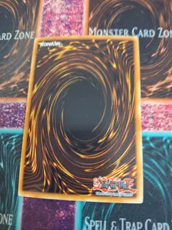 Yugioh Grapha, Dragon Overlord of Dark World SR13-EN041 Ultra 1st Edition NM - Image 3