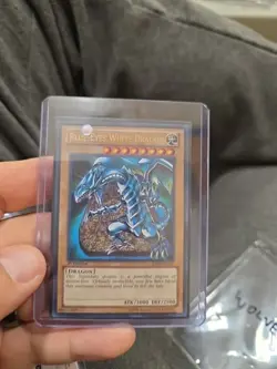 Blue-Eyes White Dragon PCK-001 Prismatic Secret Yugioh Card Mint NM 1st Edition - Image 1