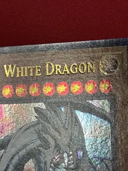 Blue-Eyes White Dragon KACB-EN001 Limited Ultra Rare LP - Image 3