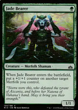 Jade Bearer (134) - Rivals of Ixalan - English - Common - MTG - Image 1