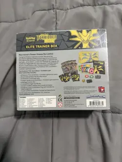 2018 POKEMON TCG SUN & MOON FORBIDDEN LIGHT ETB ELITE TRAINER BOX SEALED - Image 2
