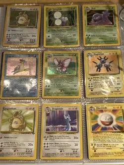 Huge Vintage Pokemon Card Collection Lot - 100+ Cards - 15 Holos, 20 1st Ed - Image 2
