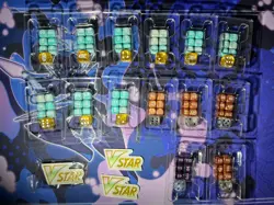 Pokemon TCG Accessories - Lot Of 21 Dice, 32 Coins and Damage Counters - Image 3