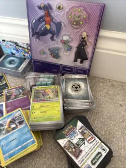 Approx 900x POKEMON TCG Sword & Shield, Scarlet & Violet Mixed Cards - Image 5
