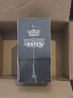 Pokemon TCG Hidden Fates Elite Trainer Box NEW SEALED - Image 3