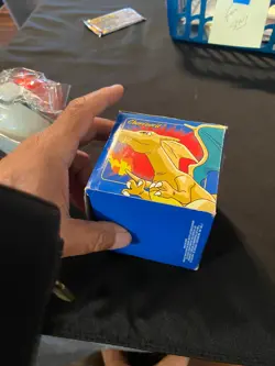 1999 Burger King Pokemon Sealed Ball in box 23K Gold LE CHARIZARD Trading Card - Image 4