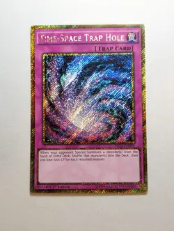 YUGIOH PGL3-EN039 Time-Space Trap Hole Gold Rare 1st Edition LP - Image 1