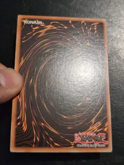 Yu-Gi-Oh! SECRET RARE HOLO CARD THOUSAND-EYES RESTRICT MC1-EN004 NM - Image 4