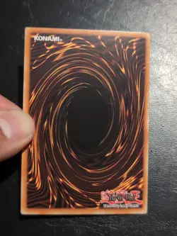 Yu-Gi-Oh! SECRET RARE HOLO CARD THOUSAND-EYES RESTRICT MC1-EN004 NM - Image 5