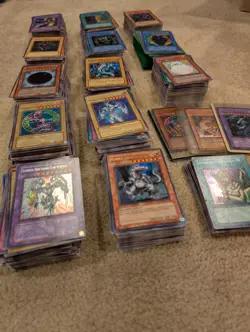 Yugioh Bulk Collection 1300+ cards all rarities including 86 holo foil cards - Image 2