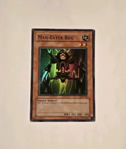 Yugioh Man-Eater Bug LOB-108 Super Rare LP - Image 1