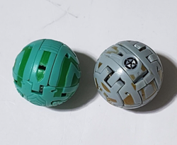 2008-2009 Bakugan Battle Brawlers(2) card binder 116 Cards! Price Cut Today - Image 2