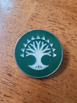 Magic The Gathering Selesnya Guild Pin From Guilds Of Ravnica Guild Kit - Image 1