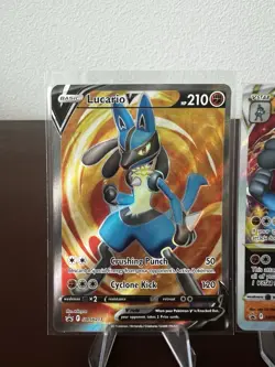 Pokemon TCG Lucario V and VSTAR SWSH213 And SWSH214 Near Mint - Image 3