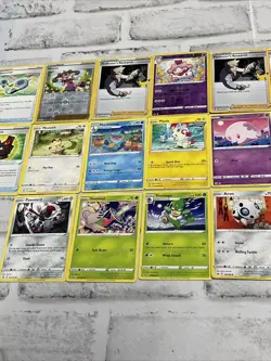 Pokemon Card Bulk Lot Of 28 Cards Common Uncommon Lightly Played Modern TCG 2021 - Image 3