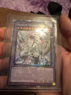 YUGIOH! Dragon Master Magia RA04-EN055 Prismatic Collector PCR 1st NM BLUE EYES - Image 2