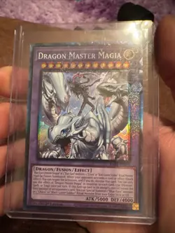 YUGIOH! Dragon Master Magia RA04-EN055 Prismatic Collector PCR 1st NM BLUE EYES - Image 3