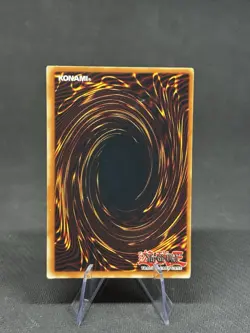Yu-Gi-Oh! ULTRA RARE HOLO CARD ELEMENTAL HERO STRATOS JUMP-EN012 VLP - Image 2