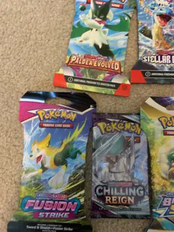 5 PACKS POKEMON SLEEVED BOOSTER CARD PACKS, FUSION STRIKE, Chilling reign READ - Image 2