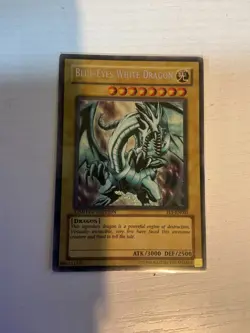 Yugioh Vintage Blue-Eyes White Dragon FL1-EN001 Secret Rare Limited Edition - Image 2