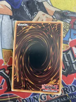 Yugioh Dark Magician CT13-EN003 Ultra Rare Limited Edition NM - Image 2
