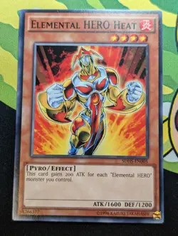 Elemental HERO Heat - SDHS-EN005 YuGiOh TCG Card - Common - Light Play - Image 1