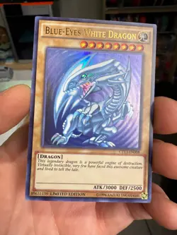 Yugioh Blue-Eyes White Dragon CT13-EN008 2016 Mega-Tins Limited Edition - Image 1