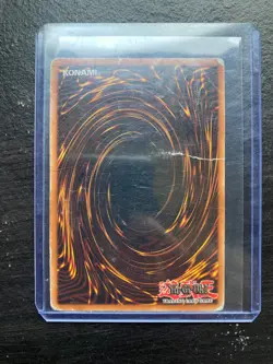 YuGiOh! TCG Dark Magician Yugi SDY-006 Unlimited Ultra Rare Faded - Image 2