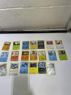 Pokemon cards Shiny/holo Etc Bundle #796 - Image 1