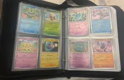 Pokemon Charizard Binder : 400 Holographic Cards - Image 5