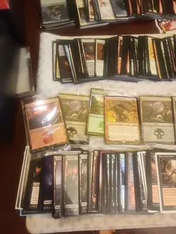 Lot Of Magic The Gathering Cards 3lb 12 Oz - Image 2