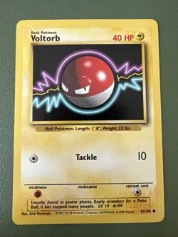 VOLTORB - Base Set - 67/102 - Common - Pokemon Card - Unlimited Edition - NM - Image 1