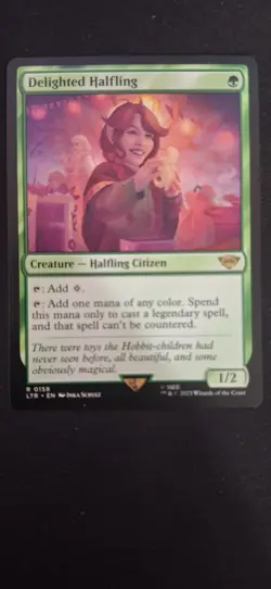 Magic: The Gathering - Lord of the Rings ~ Rare ~ Delighted Halfling - Image 1