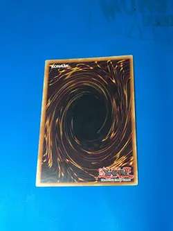 YUGIOH Gold Rare Dark Magician MVP1-ENGV3 - Image 2