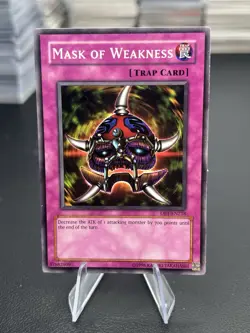 Mask of Weakness DB1-EN218 Common Dark Beginning 1 Yugioh Card MP - Image 1