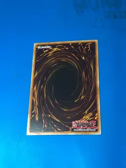 YUGIOH Gold Rare Magicians' Defence MVP1-ENG28 - Image 2