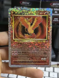Moltres 30/110 Legendary Collection 2002 Reverse Holo Pokemon Card TCG - Image 3