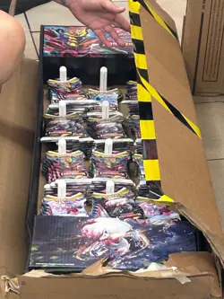 71 Pokemon Lost Origin Sleeved Booster Pack - Sword & Shield w/ DISPLAY - Image 1