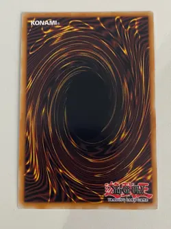 Yugioh - Red-Eyes Black Dragon 1st Edition Platinum Secret Rare NM - Free Holo B - Image 2