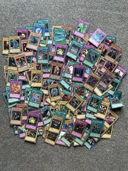Yugioh Job Lot Vintage Cards Some Holos 1st Editions Blue Eyes ⚠ Bad Condition - Image 1
